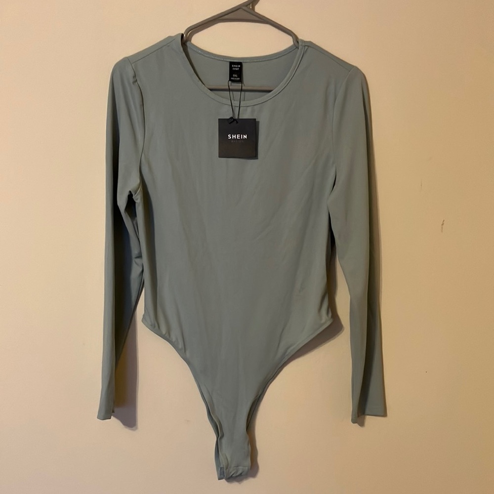 SHEIN bodysuit | Curve Back to Basics